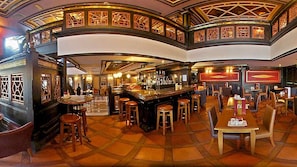 Bar (in der Unterkunft)