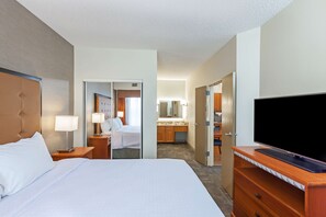 Premium bedding, down comforters, in-room safe, iron/ironing board - Homewood Suites by Hilton Brownsville (Brownsville)