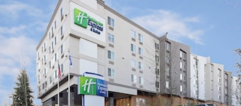 Holiday Inn Express Hotel & Suites SeaTac by IHG