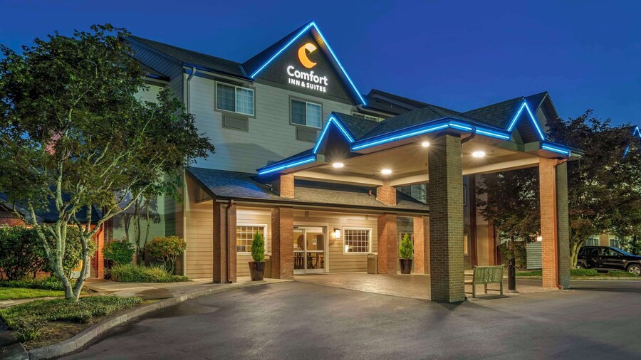 Comfort Inn & Suites Tualatin - Lake Oswego South