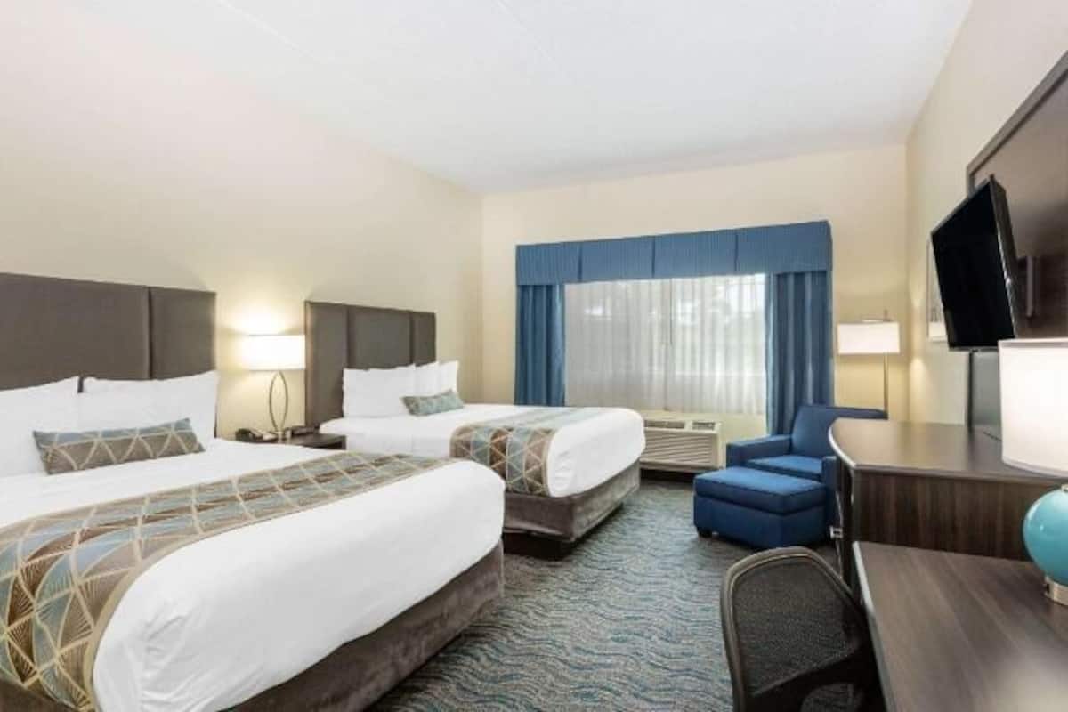 Pillow-top beds, in-room safe, desk, laptop workspace