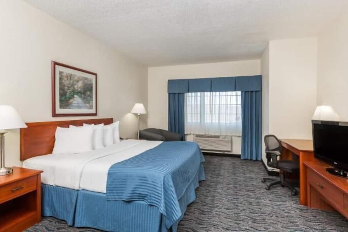 Pillow-top beds, in-room safe, desk, laptop workspace