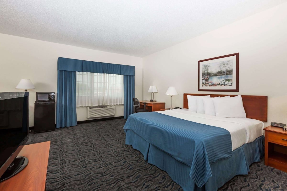Pillow-top beds, in-room safe, desk, laptop workspace