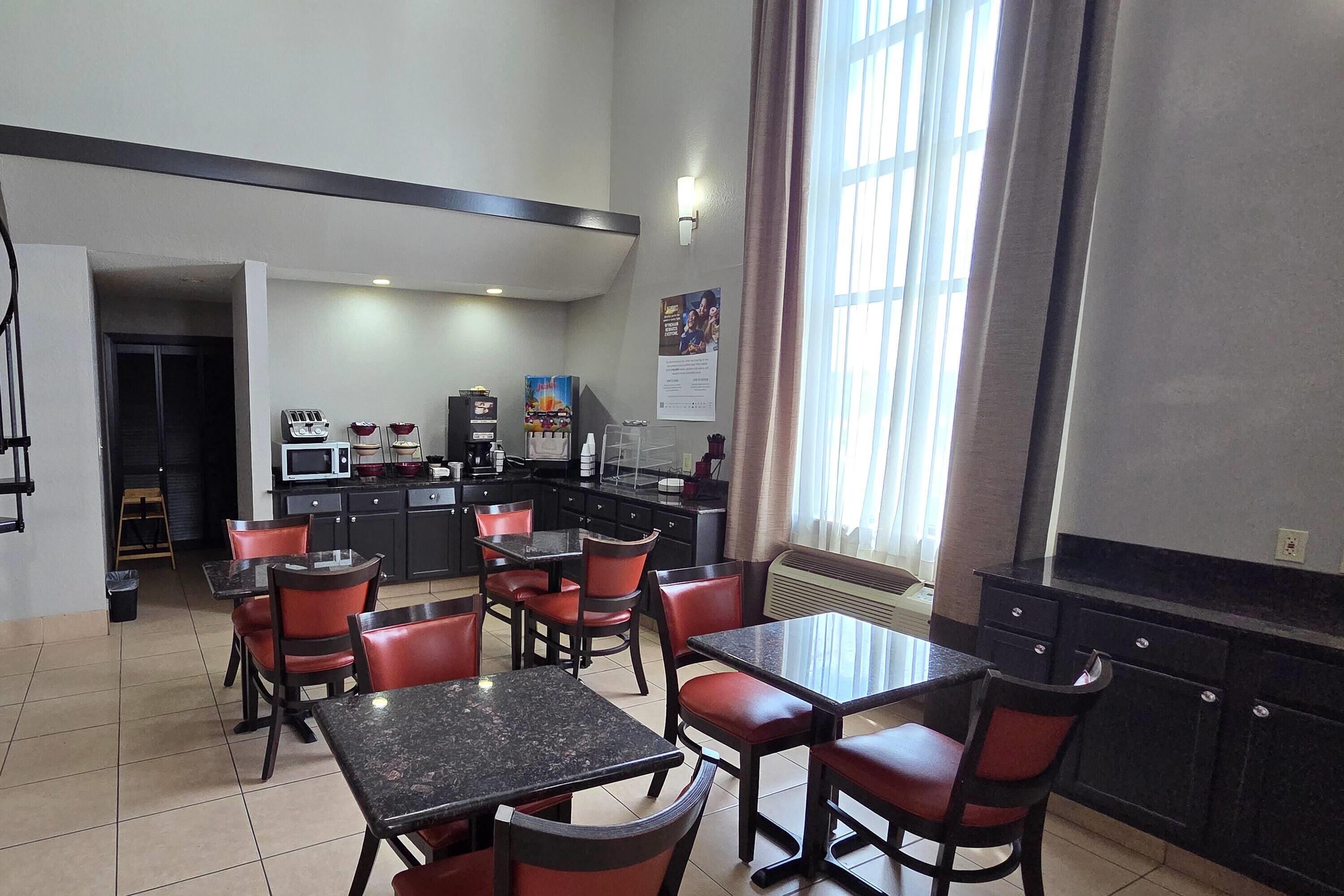 Breakfast area