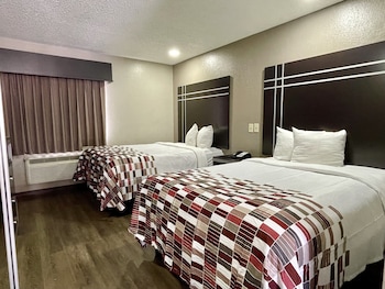 Red Roof Inn & Suites Jackson - Richland