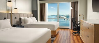 Renaissance Portsmouth-Norfolk Waterfront Hotel