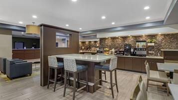 Tägliches inbegriffenes Frühstücksbuffet