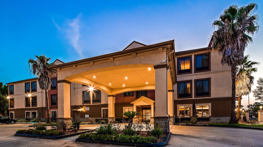 Best Western Plus North Houston Inn & Suites