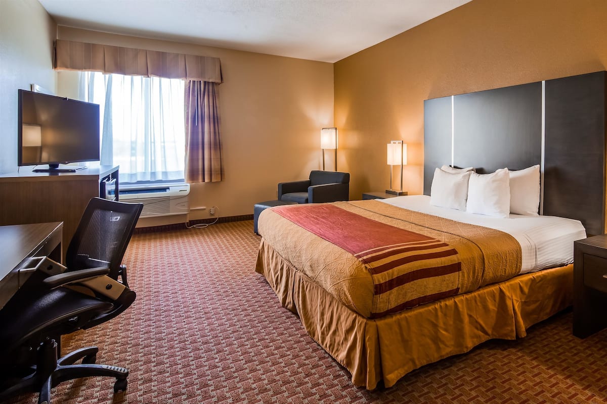 1 chambre, coffres-forts dans les chambres, bureau