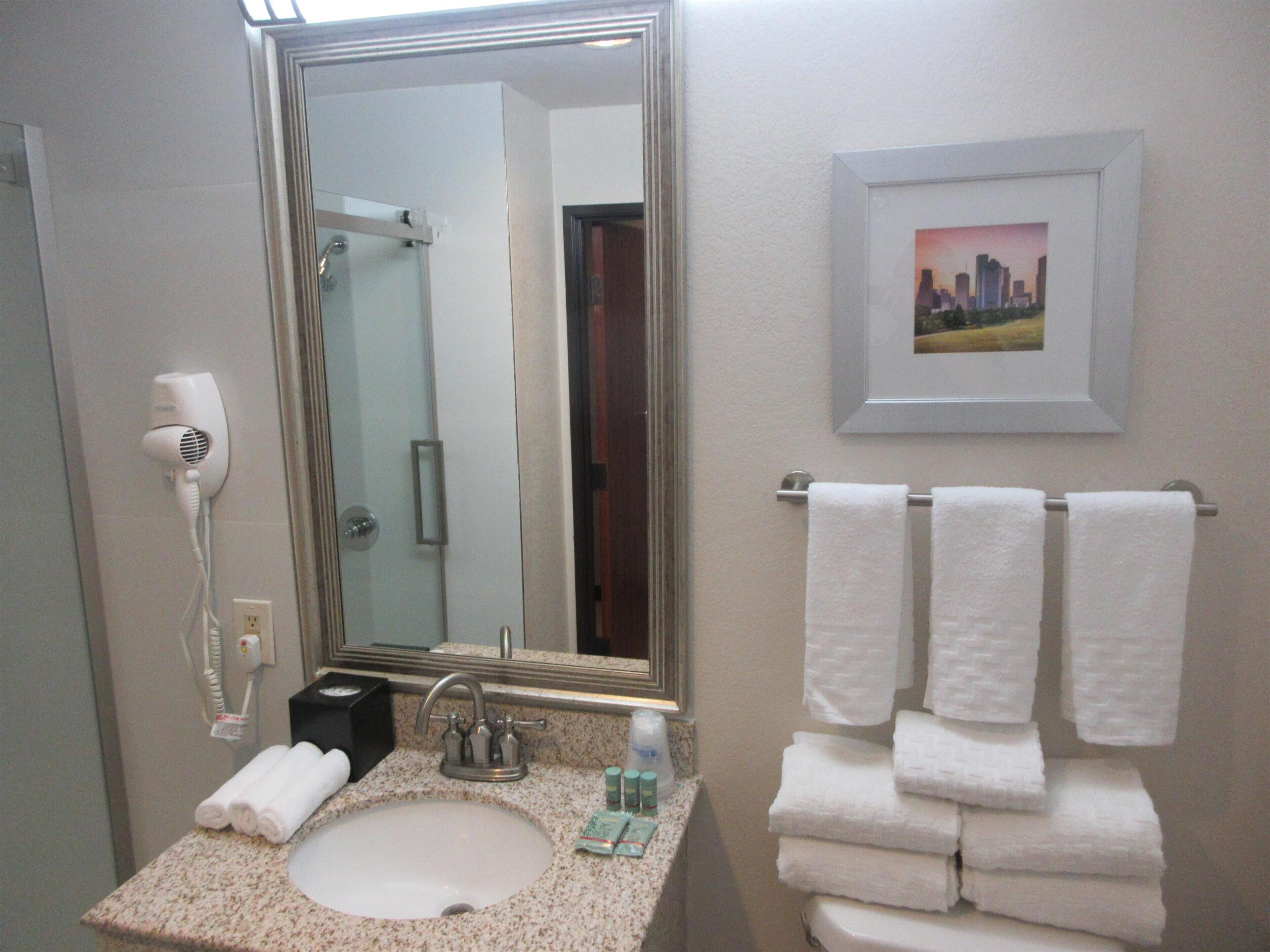 Salle de bain accessible aux personnes à mobilité réduite