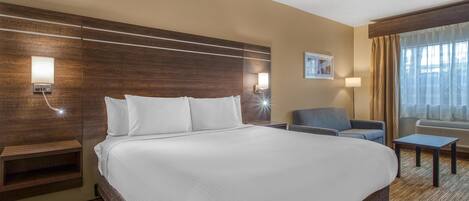 Suite, 1 King Bed, Accessible, Non Smoking (with Sofabed)