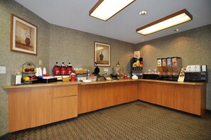 Free daily buffet breakfast 