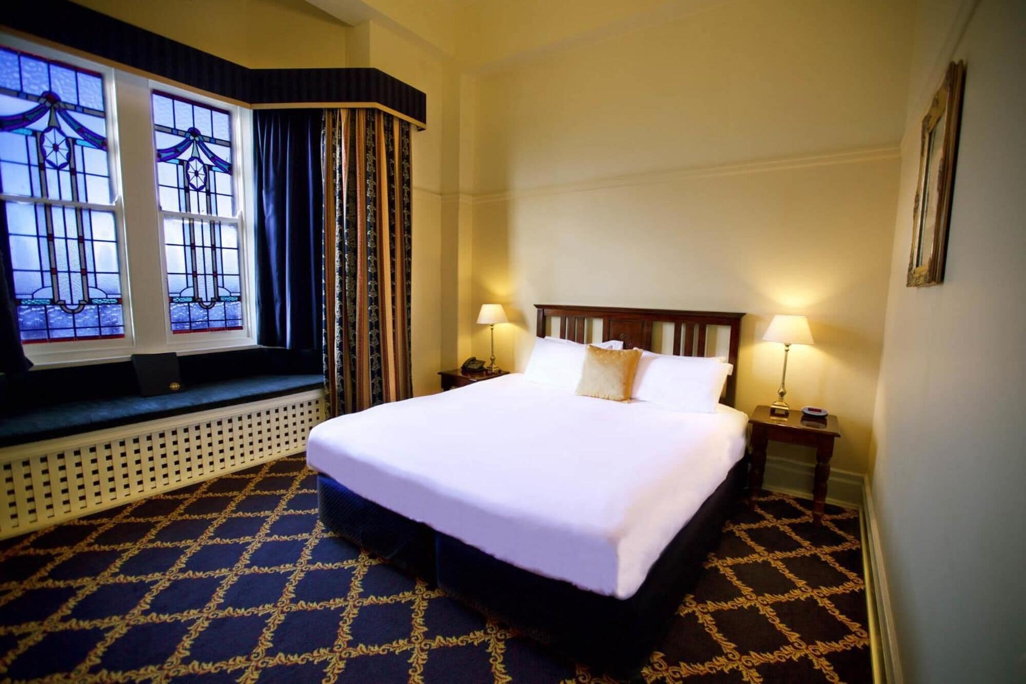 standard room | 1 bedroom, premium bedding, in-room safe, iron/ironing board
