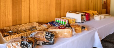 Daily cooked-to-order breakfast for a fee