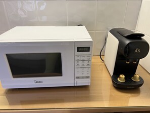Skrivbord, strykjärn/strykbräda, gratis wi-fi och sängkläder