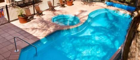 Alberca al aire libre