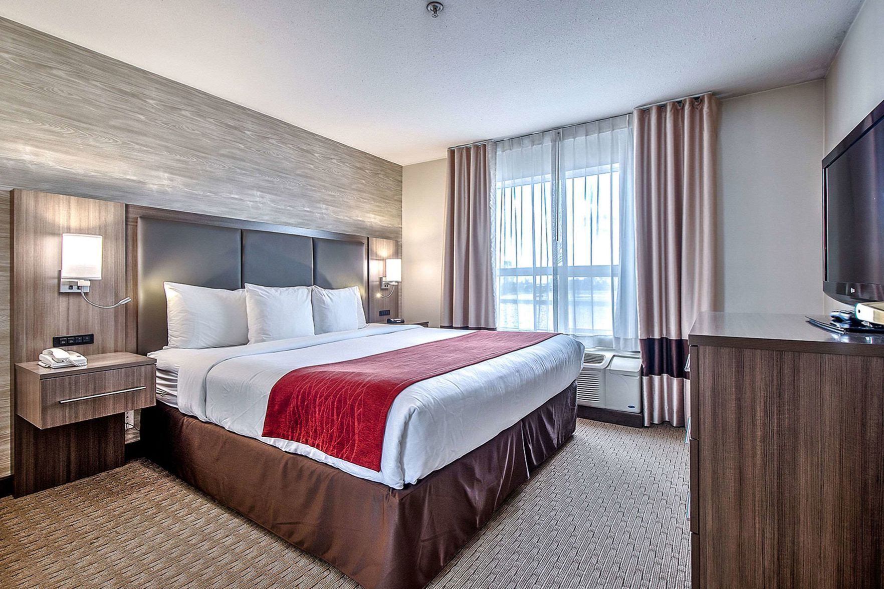 In-room safe, desk, laptop workspace, blackout drapes