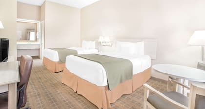 Baymont by Wyndham Crestview