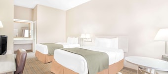 Baymont by Wyndham Crestview