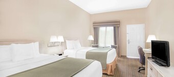 Baymont by Wyndham Crestview