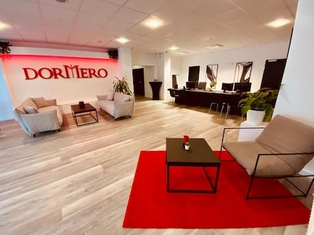 Reception. DORMERO Hotel Bretten