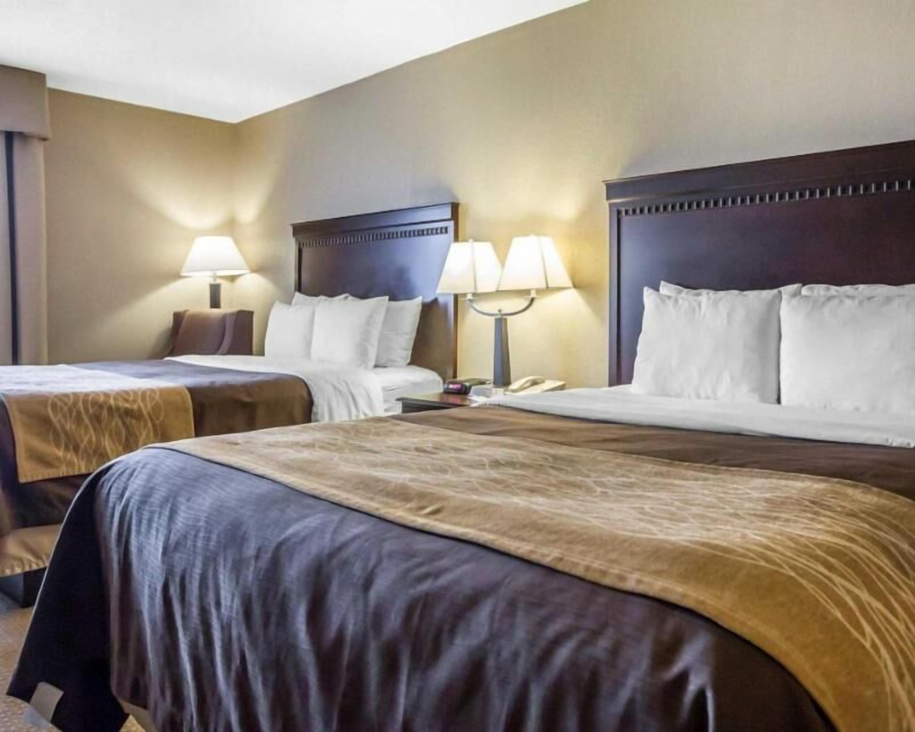 In-room safe, desk, iron/ironing board, free WiFi