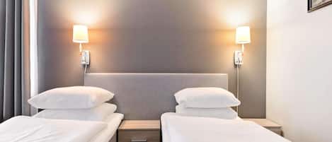 Premium bedding, desk, rollaway beds, bed sheets