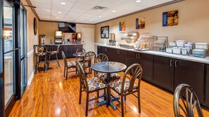 Free daily full breakfast