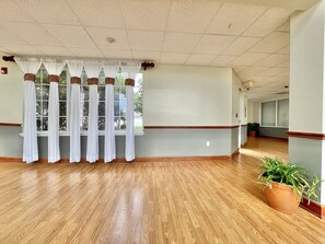 Interior - FairBridge Inn & Suites Cleburne (Cleburne)