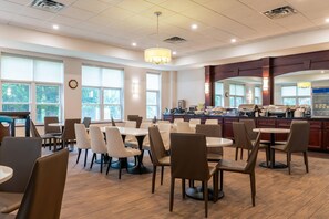 Free daily buffet breakfast  - Comfort Inn & Suites Near Burke Mountain (St. Johnsbury)
