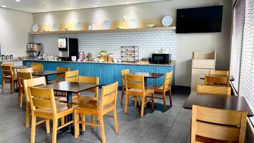 Tägliches inbegriffenes Frühstücksbuffet