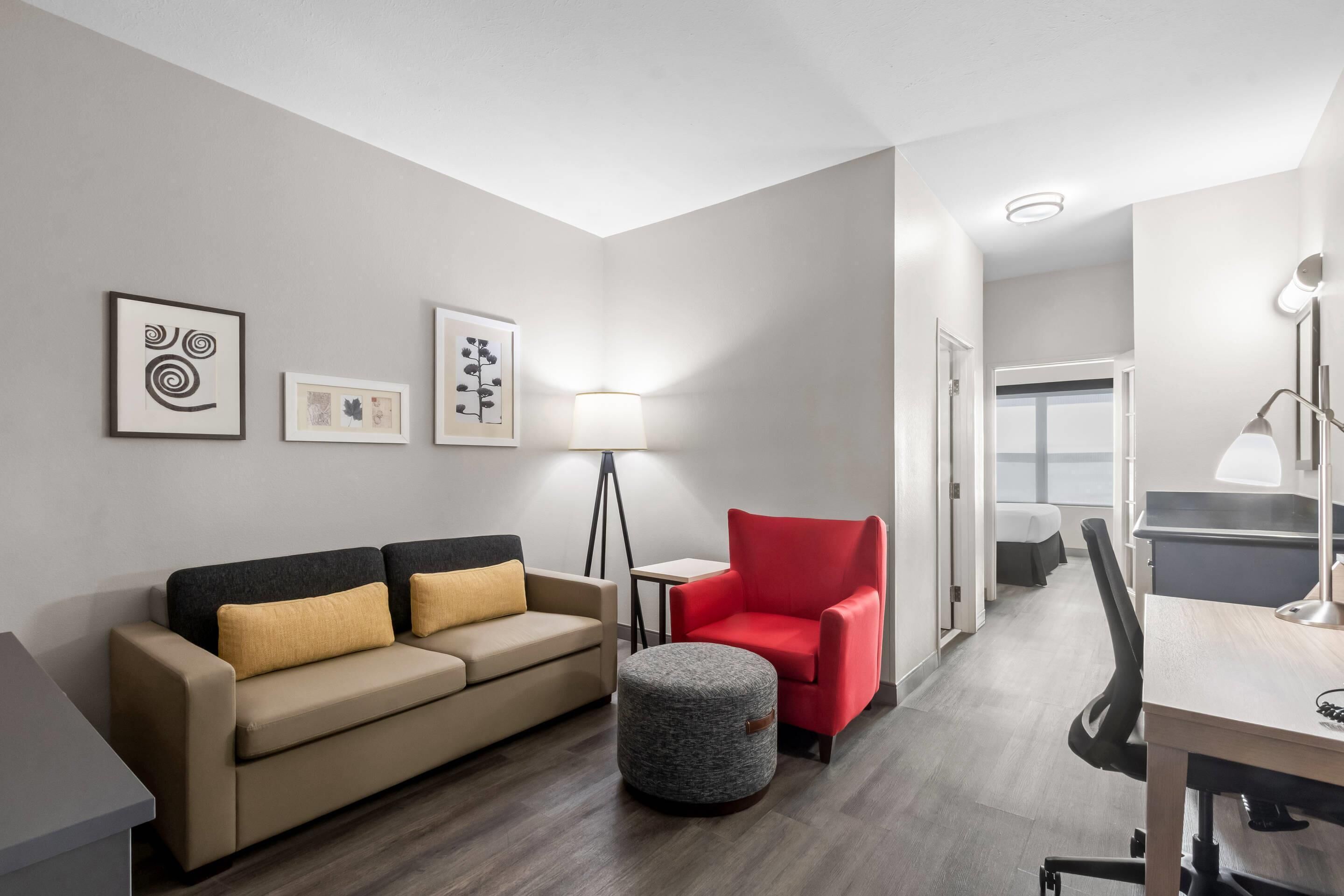 Suite, 1 Bedroom, Accessible, Non Smoking | Premium bedding, down duvets, desk, blackout curtains