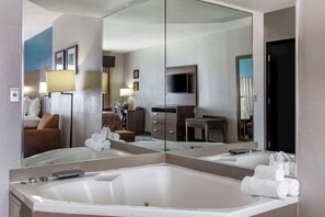 In-room safe, desk, iron/ironing board, free WiFi