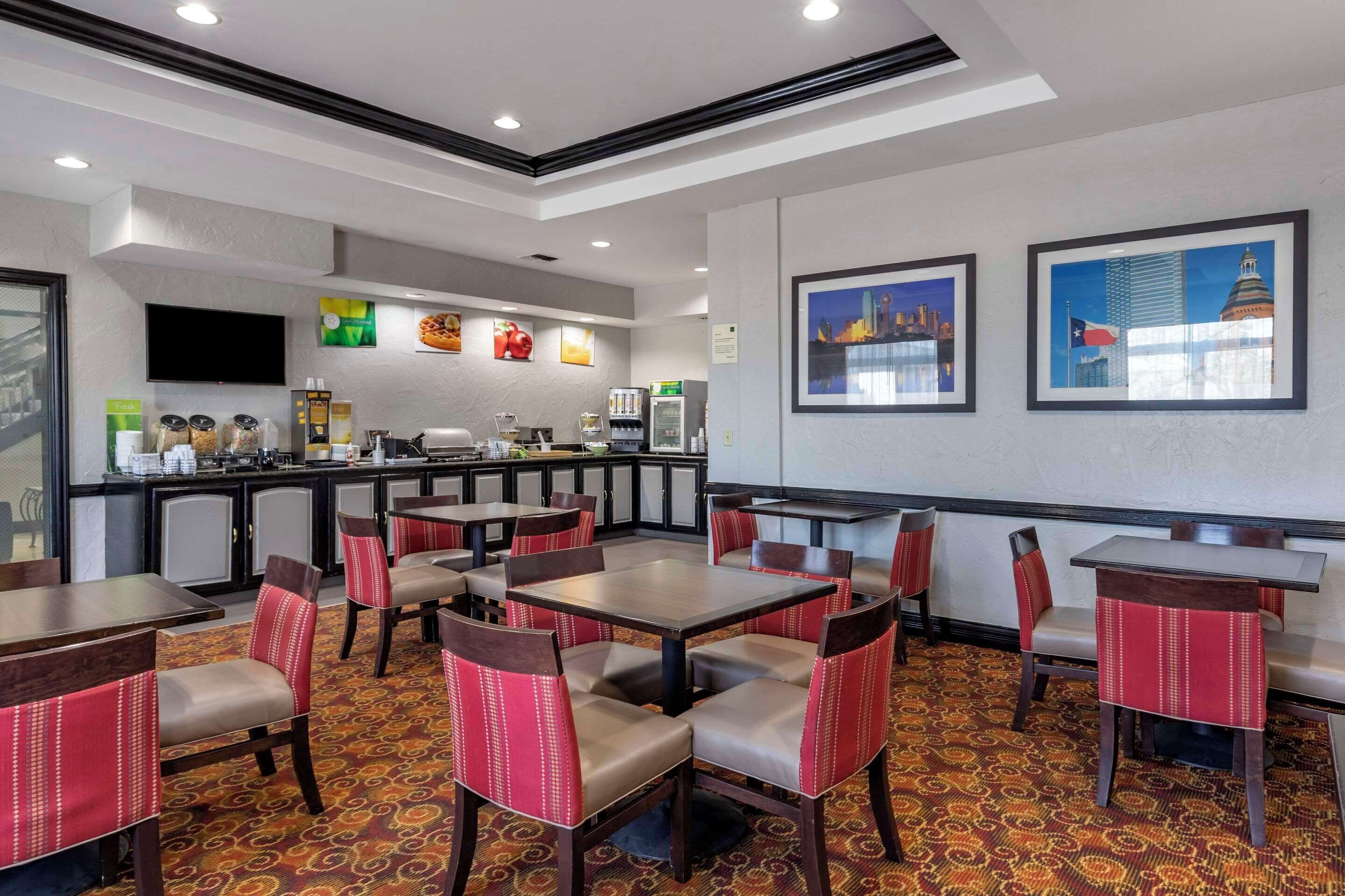 Free buffet breakfast