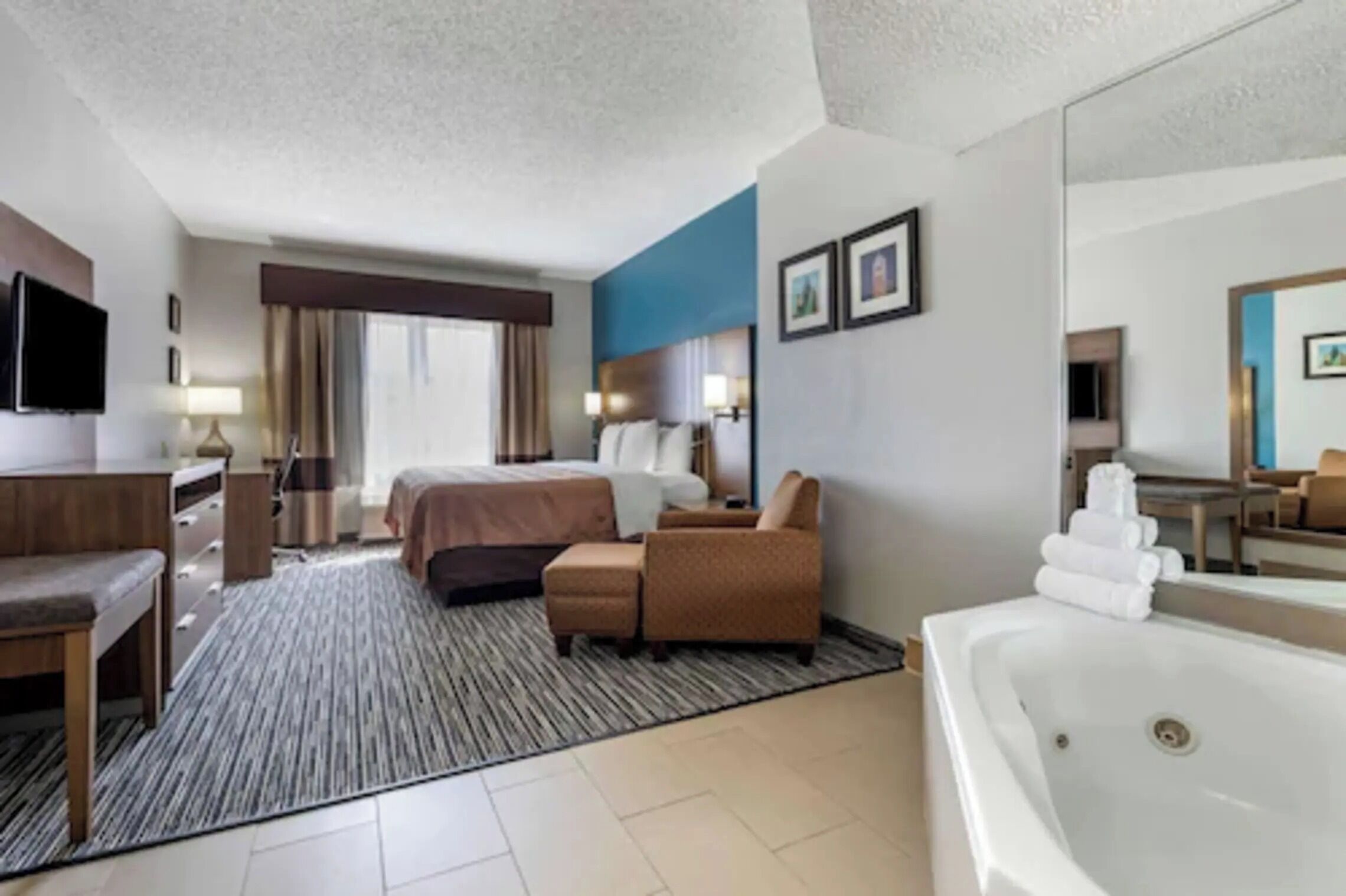 Foto - Quality Inn & Suites I-35 E / Walnut Hill