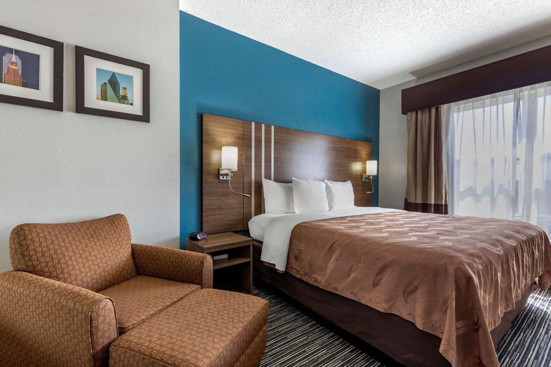 In-room safe, desk, iron/ironing board, free WiFi
