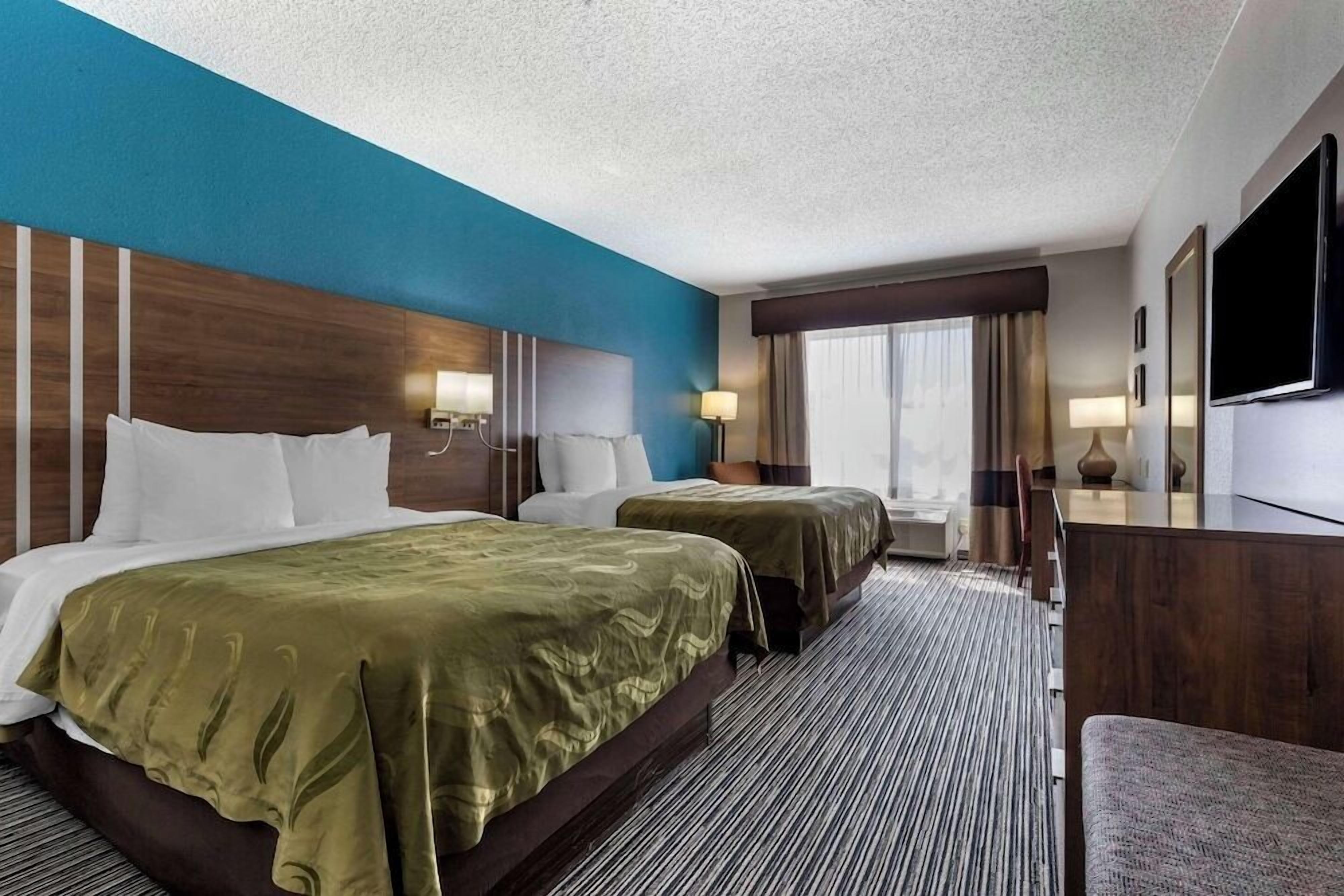 In-room safe, desk, iron/ironing board, free WiFi