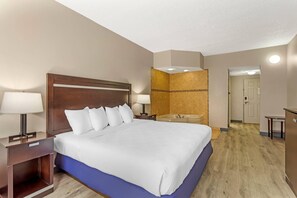 Phòng Suite Deluxe, 1 giường cỡ king, không hút thuốc | Bộ đồ giường cao cấp, chăn bông, nệm có lớp đệm bông 