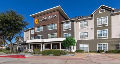 La Quinta Inn & Suites by Wyndham Rockwall