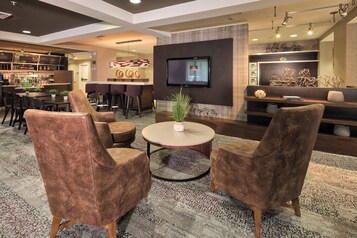 Lobby-Lounge