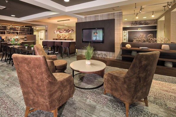 Lobby lounge