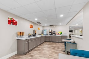 Petit déjeuner buffet compris tous les jours