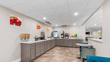 Free daily buffet breakfast