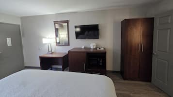 Desk, free WiFi, bed sheets, alarm clocks
