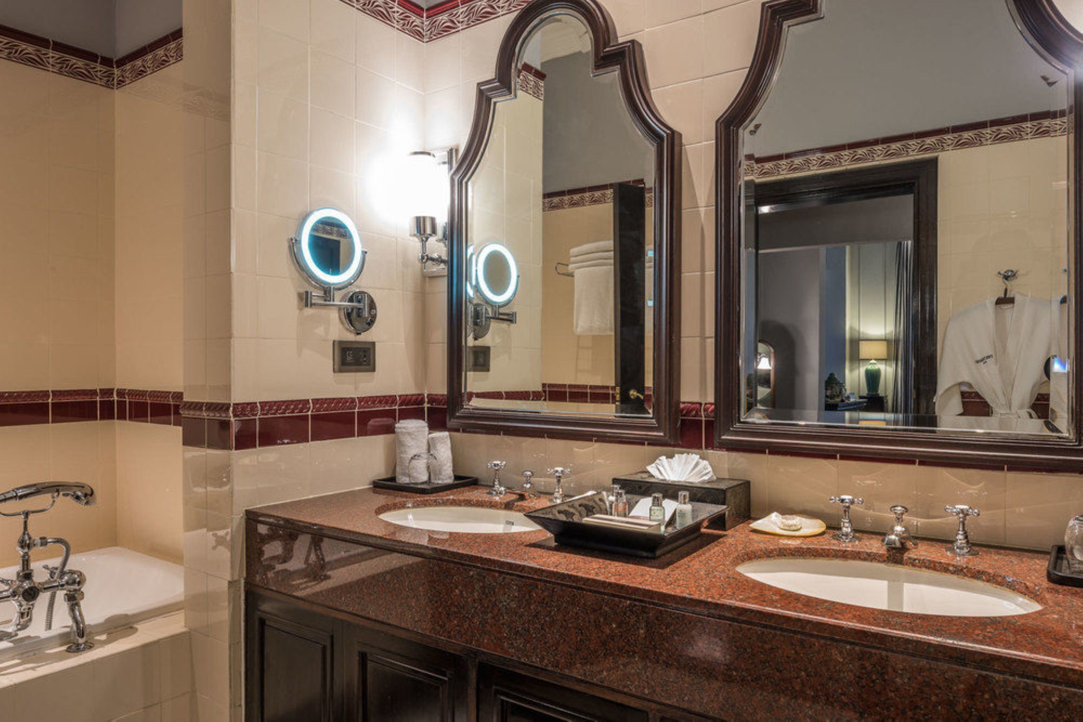 separate bathtub and shower, deep-soaking bathtub, free toiletries