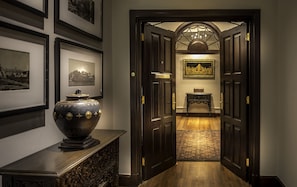 Suite (The Strand)