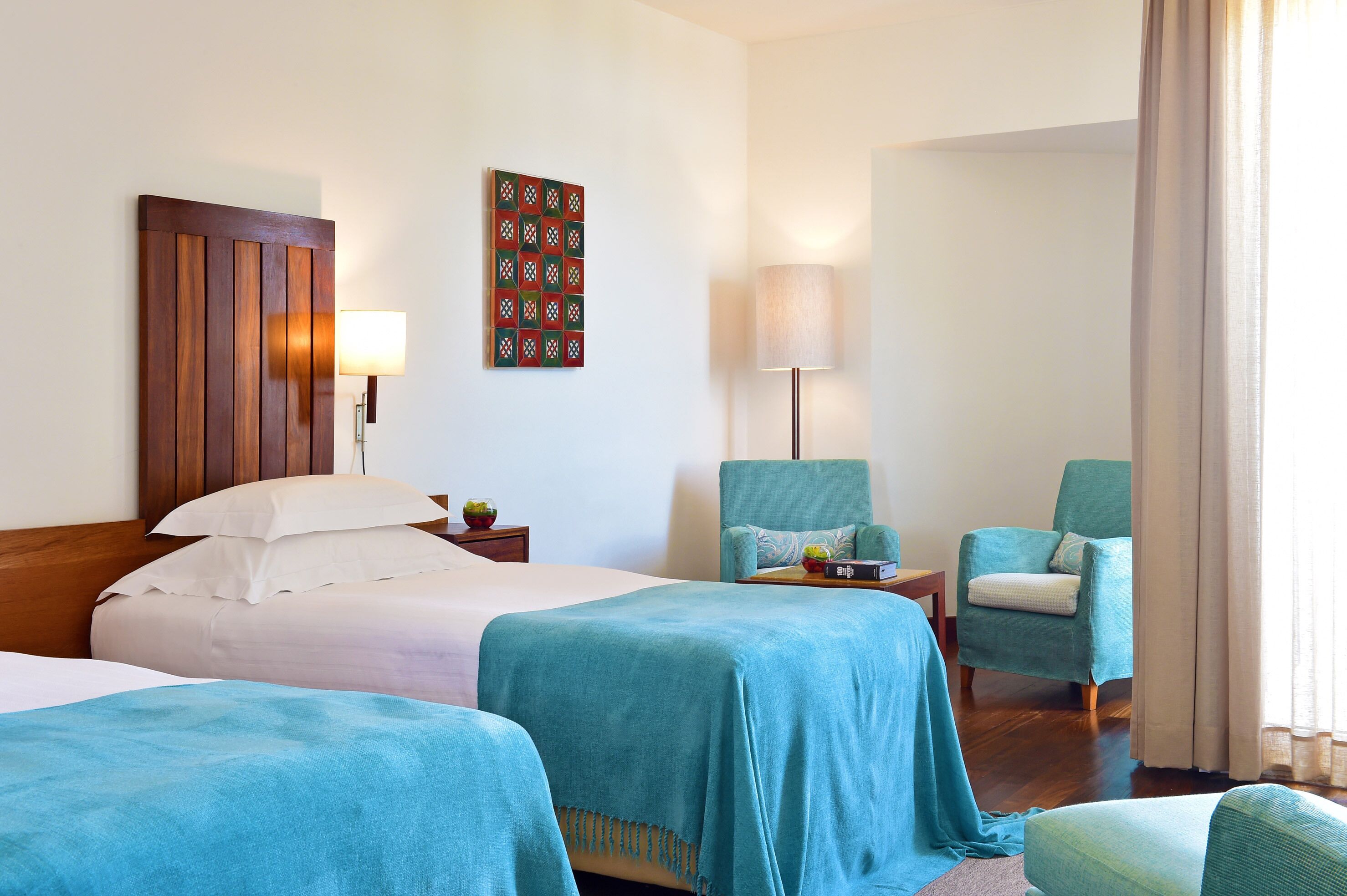 hypo-allergenic bedding, minibar, in-room safe, desk