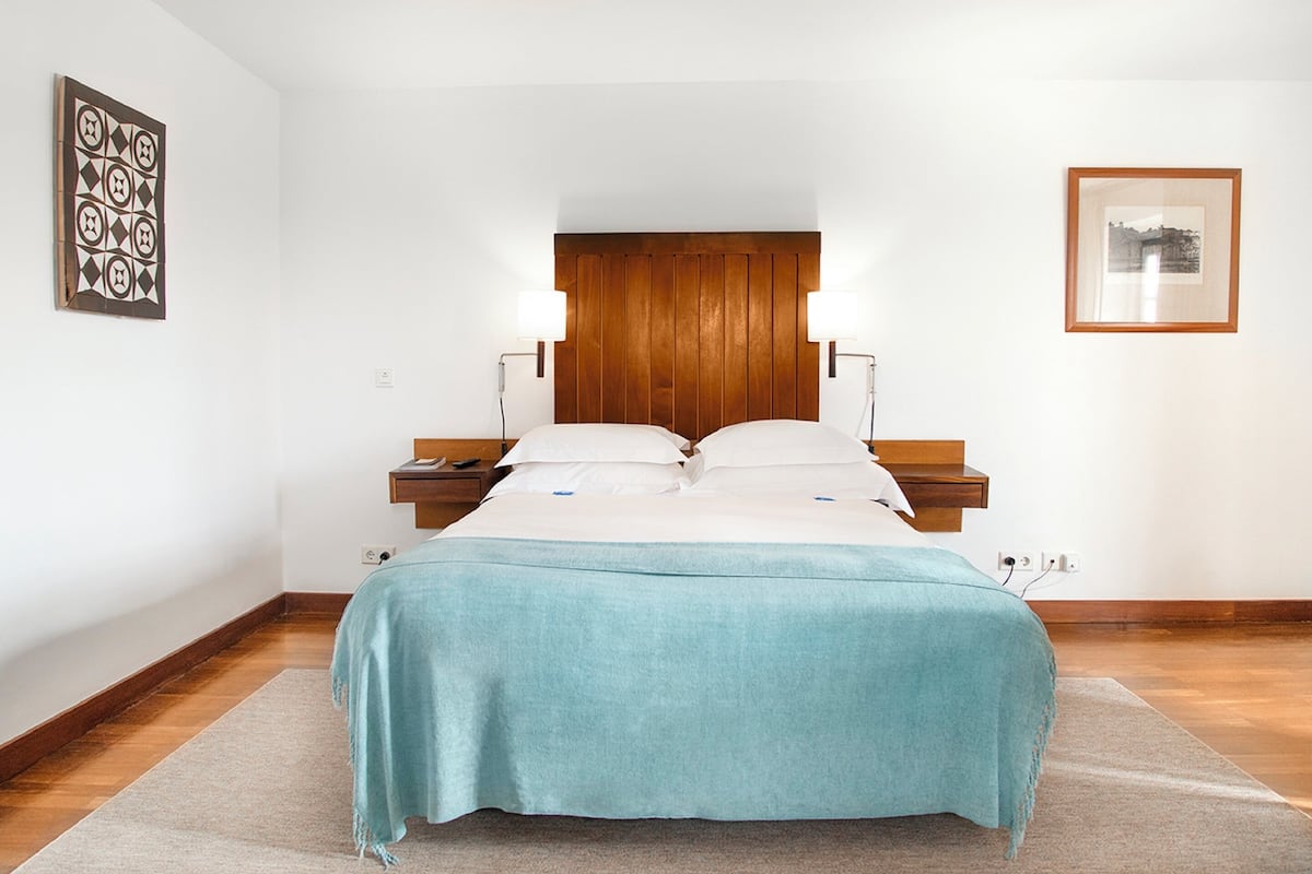 1 habitación, ropa de cama hipoalergénica y minibar