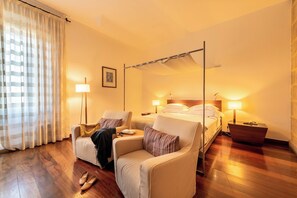 Superior Double Room (Historic) | Minibar, in-room safe, desk, soundproofing