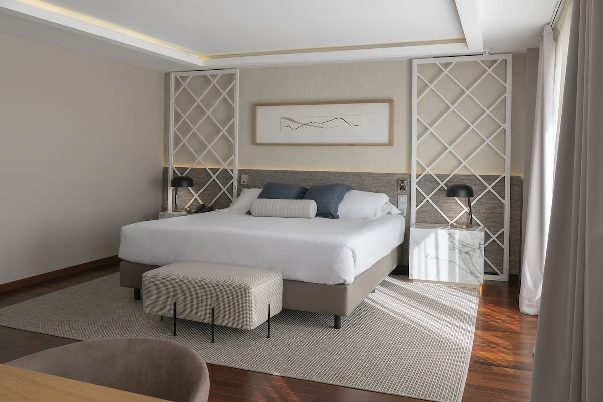 1 chambre, literie de qualité supérieure, couette en duvet d'oie